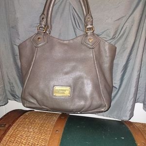 Leather marc jacobs bag.
